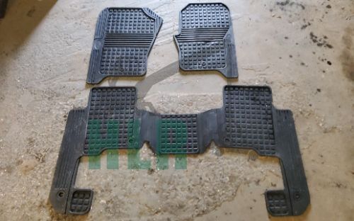 Land Rover Discovery 3 Front & Rear Rubber Floor Mats