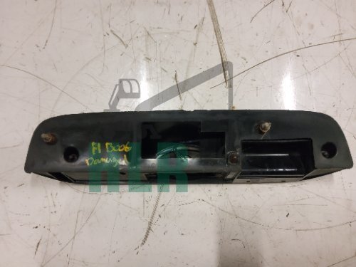 Land Rover Freelander 1 Boot Door Handle DAMAGED