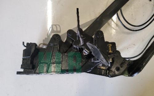 Mercedes SLK320 R170 Offside Drivers Roof Hinge & Hydraulic Ram
