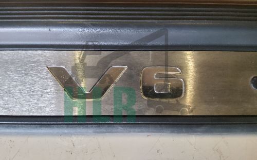 Mercedes SLK320 R170 Nearside Passenger V6 Sill Cover Trim