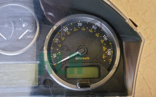 Land Rover Freelander 2 TD4 Instrument Cluster Speedo Clocks