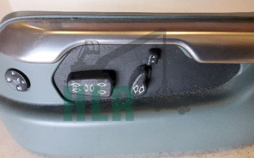 Range Rover L322 Nearside Passenger Front Seat Switches & Valence